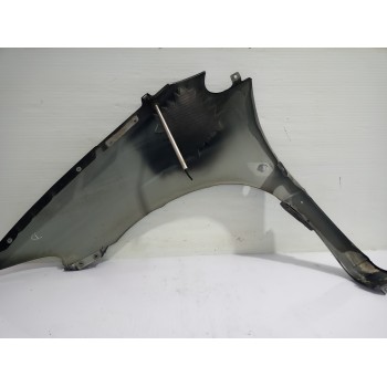 Recambio de aleta delantera derecha para chrysler voyager (gs) 2.5 td family referencia OEM IAM 04882292AA  