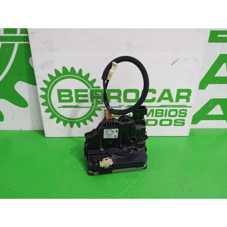 Recambio de cerradura puerta trasera izquierda para opel corsa e referencia OEM IAM 13431842  