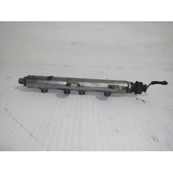 Recambio de rampa inyectora para land rover discovery 4 tdv6 hse referencia OEM IAM 445216030  