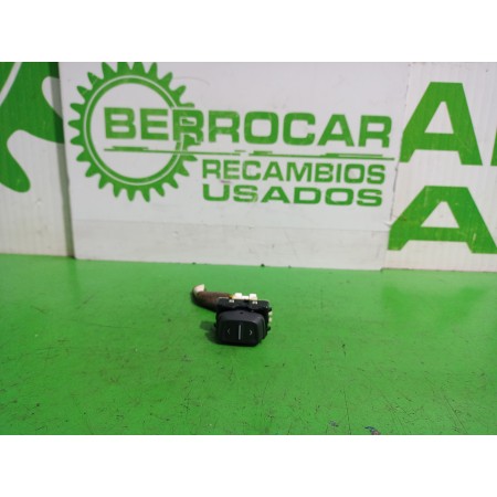 Recambio de mando elevalunas trasero izquierdo para dacia sandero laureate referencia OEM IAM 254214937R  