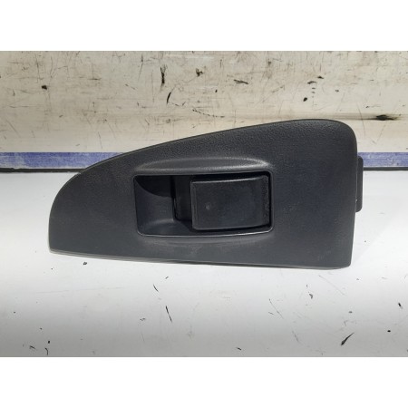 Recambio de mando elevalunas trasero izquierdo para toyota avensis berlina (t25) 2.2 d-4d cat referencia OEM IAM 7427205020  