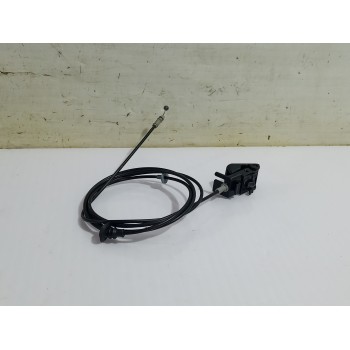 Recambio de tirador capot para mazda 3 lim. () center-line referencia OEM IAM BHN956720A  