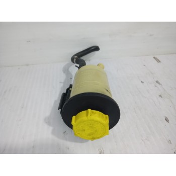 Recambio de deposito servo para land rover discovery 4 tdv6 hse referencia OEM IAM QFX500060  