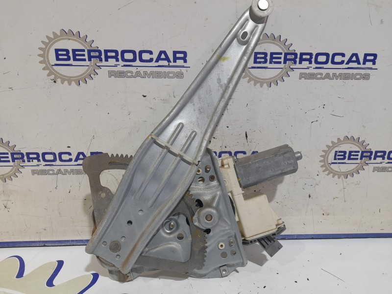 Recambio de elevalunas trasero izquierdo para toyota avensis berlina (t25) 2.2 d-4d cat referencia OEM IAM 6984005100  