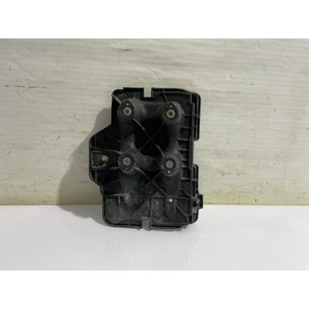 Recambio de soporte bateria para mazda 3 lim. () center-line referencia OEM IAM 1J0915333A  