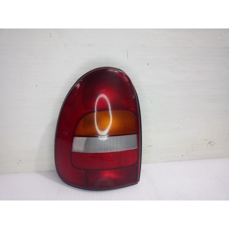 Recambio de piloto trasero izquierdo para chrysler voyager (gs) 2.5 td family referencia OEM IAM 393829  