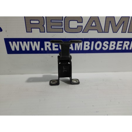 Recambio de bisagras para renault kangoo 1.5 dci diesel fap referencia OEM IAM KU4674A  