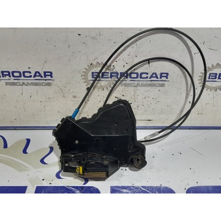 Recambio de cerradura puerta delantera izquierda para toyota avensis berlina (t25) 2.2 d-4d cat referencia OEM IAM 6904002152  