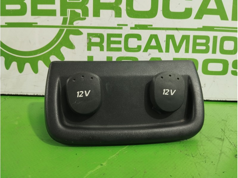 Recambio de mechero para renault scenic ii 1.6 16v referencia OEM IAM 8200232589  