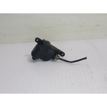 Recambio de motor apertura trampilla para chrysler voyager (gs) 2.5 td family referencia OEM IAM 058ABC  