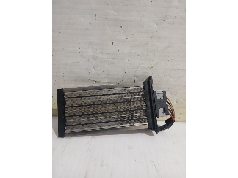 Recambio de resistencia calefaccion para kia carens iii monospace (un) 2.0 crdi 140 referencia OEM IAM 2008104  