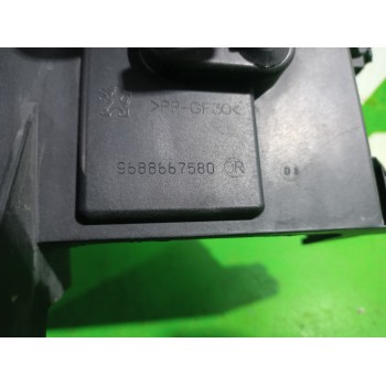 Recambio de tapa caja de reles para peugeot 508 active referencia OEM IAM 9688667580  