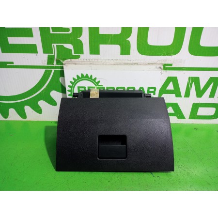 Recambio de guantera para ford fiesta (cbk) ambiente referencia OEM IAM 6S6T14K016AB  