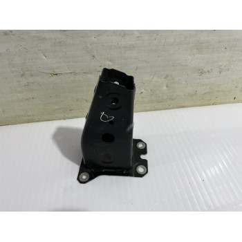 Recambio de puntera delantera derecha de paragolpes para mazda 3 lim. () center-line referencia OEM IAM KDY03488X  