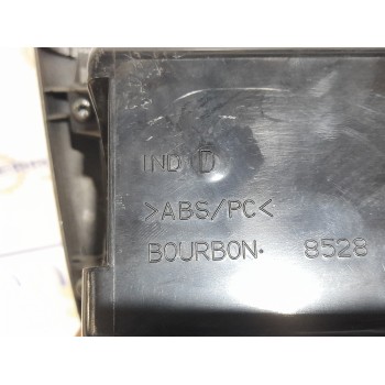 Recambio de cenicero para toyota avensis berlina (t25) 2.2 d-4d cat referencia OEM IAM 5882105050  