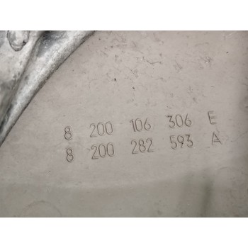 Recambio de volante para renault scenic ii 1.6 16v referencia OEM IAM 8200106306E  