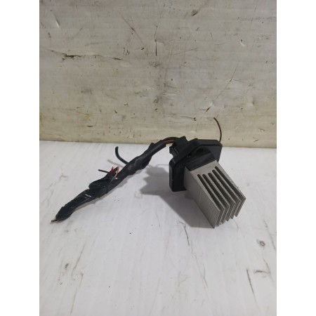 Recambio de resistencia calefaccion para kia carens iii monospace (un) 2.0 crdi 140 referencia OEM IAM 971791F200  