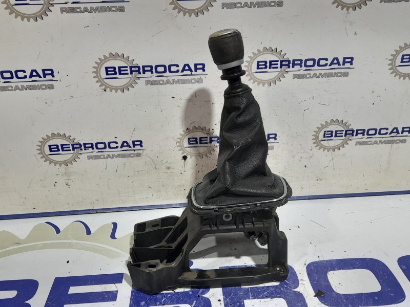Recambio de palanca cambio para toyota avensis berlina (t25) 2.2 d-4d cat referencia OEM IAM 335300509  