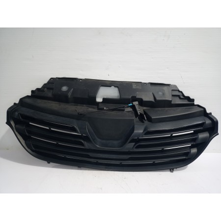 Recambio de rejilla delantera para renault trafic furgón l1h1 2,7t referencia OEM IAM 623108673R  
