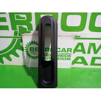 Recambio de moldura para ford fiesta (cbk) ambiente referencia OEM IAM 2S6XA044C82 / 1566054  