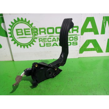 Recambio de pedal acelerador para dacia sandero laureate referencia OEM IAM 180022703R  