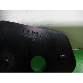 Recambio de enganche cinturon trasero derecho para peugeot 508 active referencia OEM IAM 6163908A  