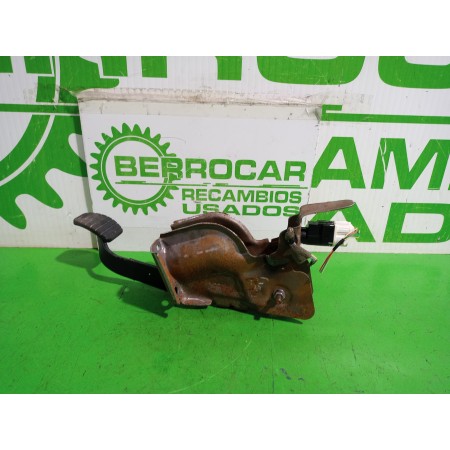 Recambio de pedal freno para dacia sandero laureate referencia OEM IAM 465016578R  