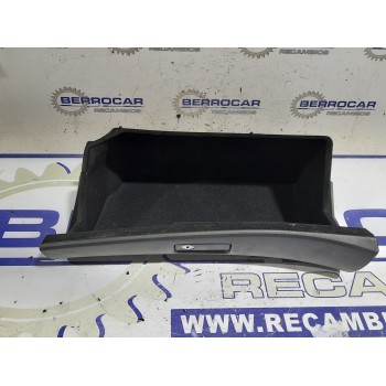 Recambio de guantera para toyota avensis berlina (t25) 2.2 d-4d cat referencia OEM IAM 5555005070  