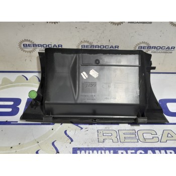Recambio de guantera para toyota avensis berlina (t25) 2.2 d-4d cat referencia OEM IAM 5555005070  
