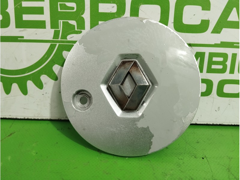 Recambio de tapacubos para renault scenic ii 1.6 16v referencia OEM IAM 8200134774  