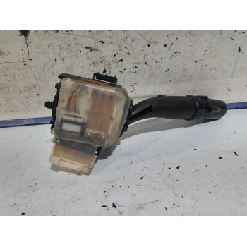 Recambio de mando luces para toyota avensis berlina (t25) 2.2 d-4d cat referencia OEM IAM 173650  