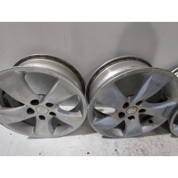 Recambio de juego llantas para kia carens iii monospace (un) 2.0 crdi 140 referencia OEM IAM 529101D300  