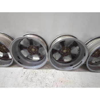 Recambio de juego llantas para kia carens iii monospace (un) 2.0 crdi 140 referencia OEM IAM 529101D300  