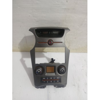 Recambio de mando calefaccion / aire acondicionado para kia carens iii monospace (un) 2.0 crdi 140 referencia OEM IAM 972501D760