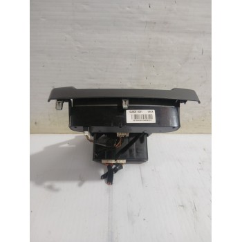 Recambio de mando calefaccion / aire acondicionado para kia carens iii monospace (un) 2.0 crdi 140 referencia OEM IAM 972501D760