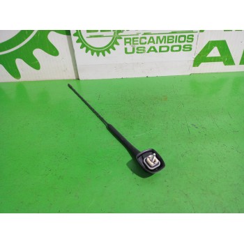 Recambio de antena para dacia sandero laureate referencia OEM IAM 282168032R  
