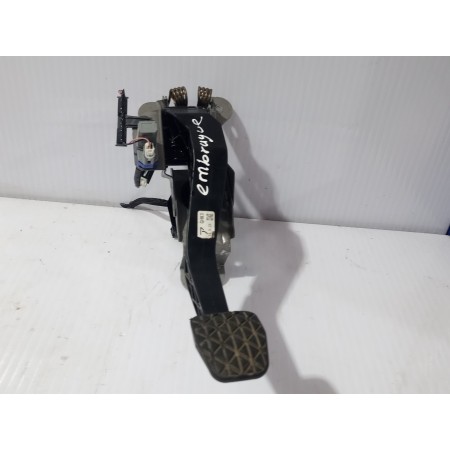 Recambio de pedal embrague para mazda 3 lim. () center-line referencia OEM IAM KE4041300  