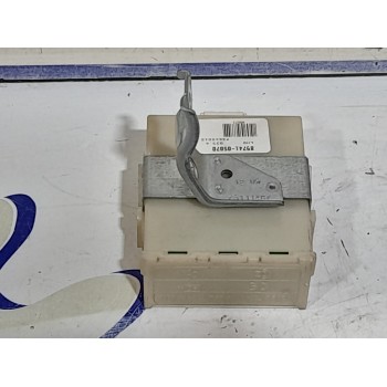 Recambio de centralita cierre para toyota avensis berlina (t25) 2.2 d-4d cat referencia OEM IAM 8974105070  