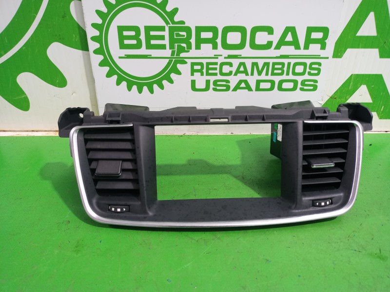 Recambio de rejilla aireadora para peugeot 508 active referencia OEM IAM 9686446277  