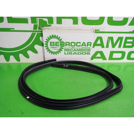 Recambio de goma contorno para ford fiesta (cbk) ambiente referencia OEM IAM 1482173  