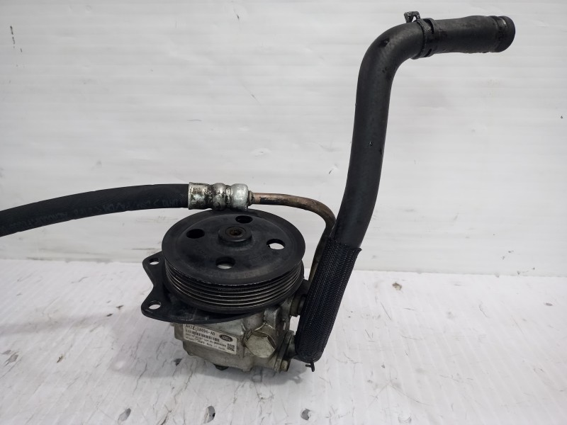 Recambio de bomba direccion para land rover discovery 4 tdv6 hse referencia OEM IAM AH223A696AB  