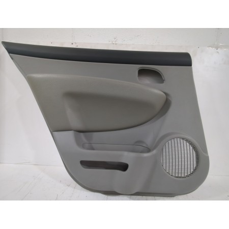 Recambio de guarnecido puerta trasera izquierda para kia carens iii monospace (un) 2.0 crdi 140 referencia OEM IAM 833011D0205X 