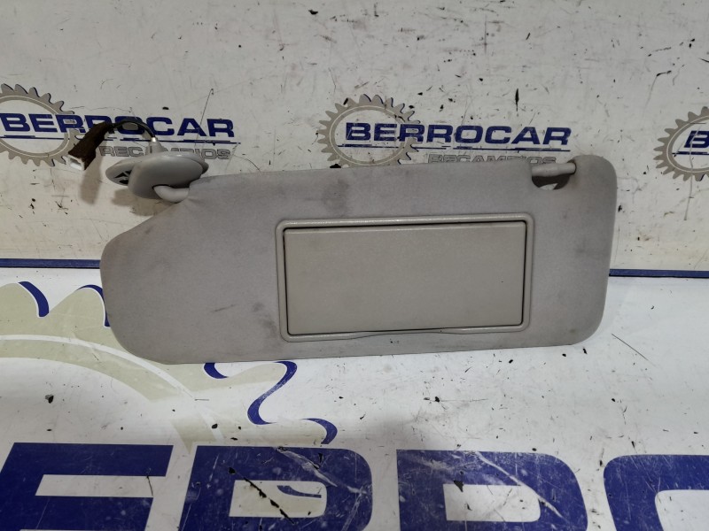 Recambio de parasol izquierdo para toyota avensis berlina (t25) 2.2 d-4d cat referencia OEM IAM 7432005151B1  