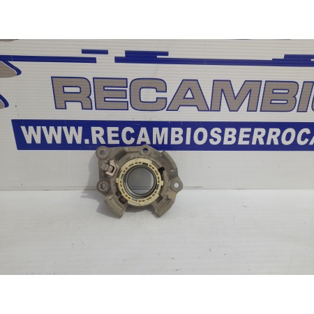 Recambio de soporte motor delantero para renault kangoo 1.5 dci diesel fap referencia OEM IAM 0204255224  