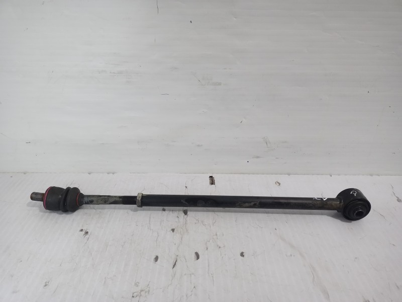 Recambio de tirante trasero izquierdo para land rover discovery 4 tdv6 hse referencia OEM IAM RGD500190  