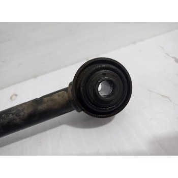 Recambio de tirante trasero izquierdo para land rover discovery 4 tdv6 hse referencia OEM IAM RGD500190  
