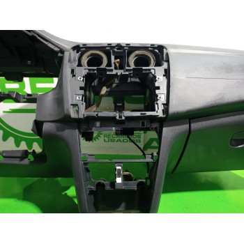 Recambio de salpicadero para dacia sandero laureate referencia OEM IAM 2780280527R  