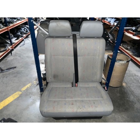 Recambio de asiento delantero derecho para volkswagen t5 transporter/furgoneta referencia OEM IAM 7H0881303F  