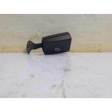 Recambio de enganche cinturon trasero derecho para volkswagen eos (1f7) 2.0 referencia OEM IAM 1Q0857740QVZ  