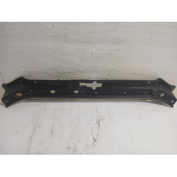 Recambio de moldura para kia carens iii monospace (un) 2.0 crdi 140 referencia OEM IAM 863611D050  